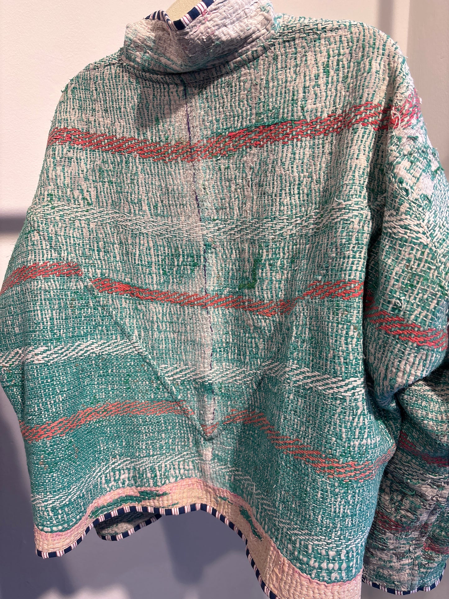 Kantha jas kort- 2 kanten