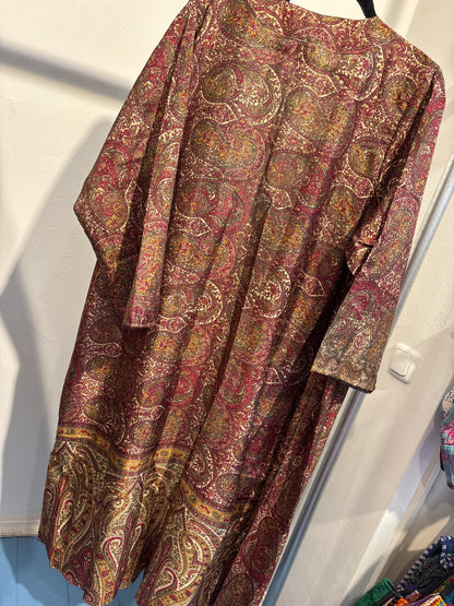 Recycled silk kimono lang