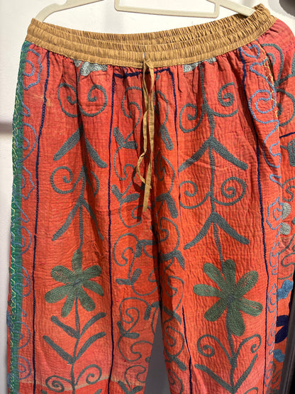 Suzani Broek