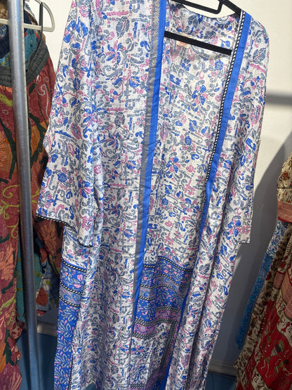 Recycled silk kimono lang