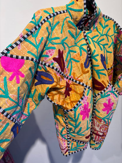 Kantha suzani jas kort, 2 kanten