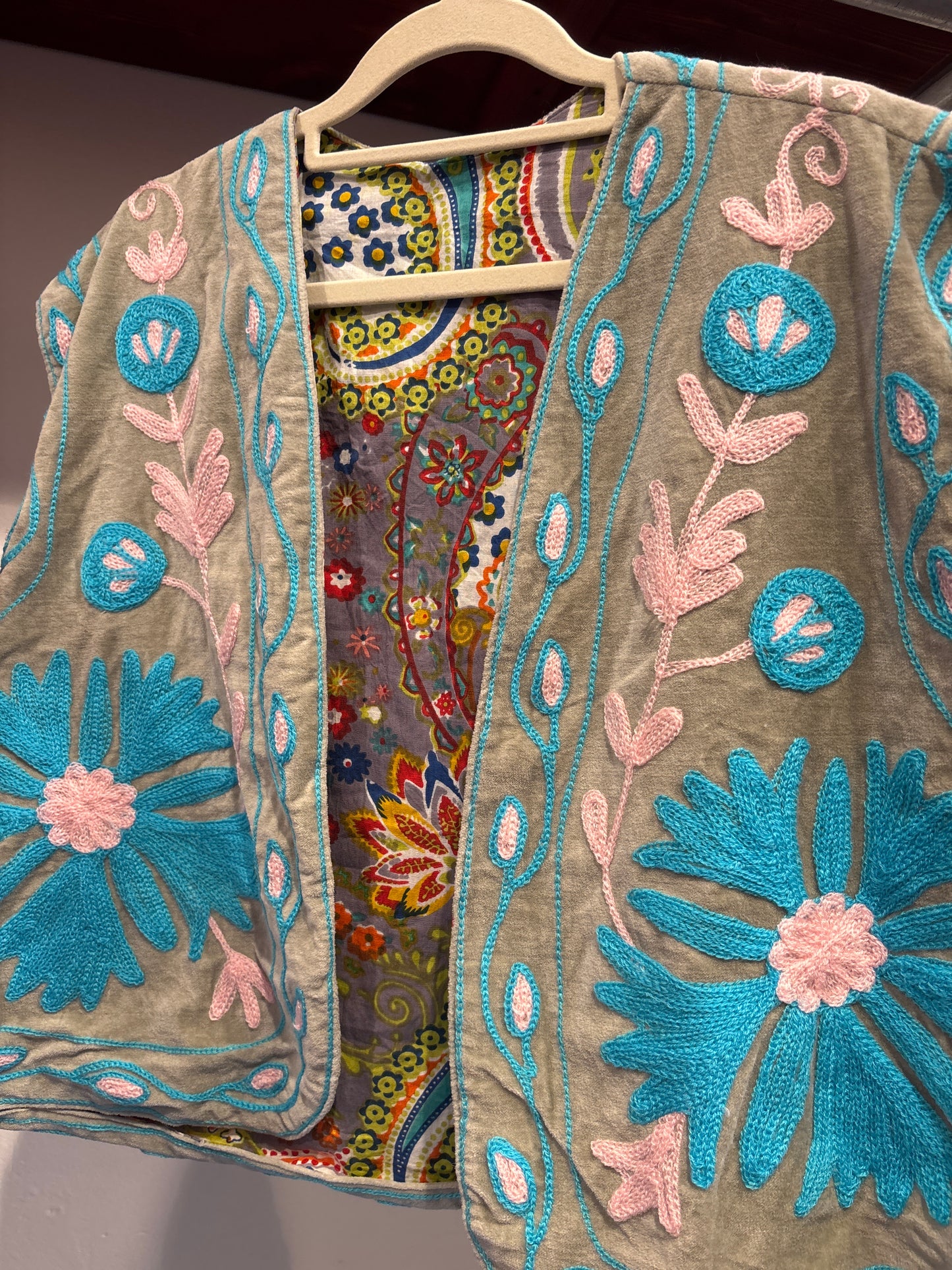 Gilet fluweel suzani