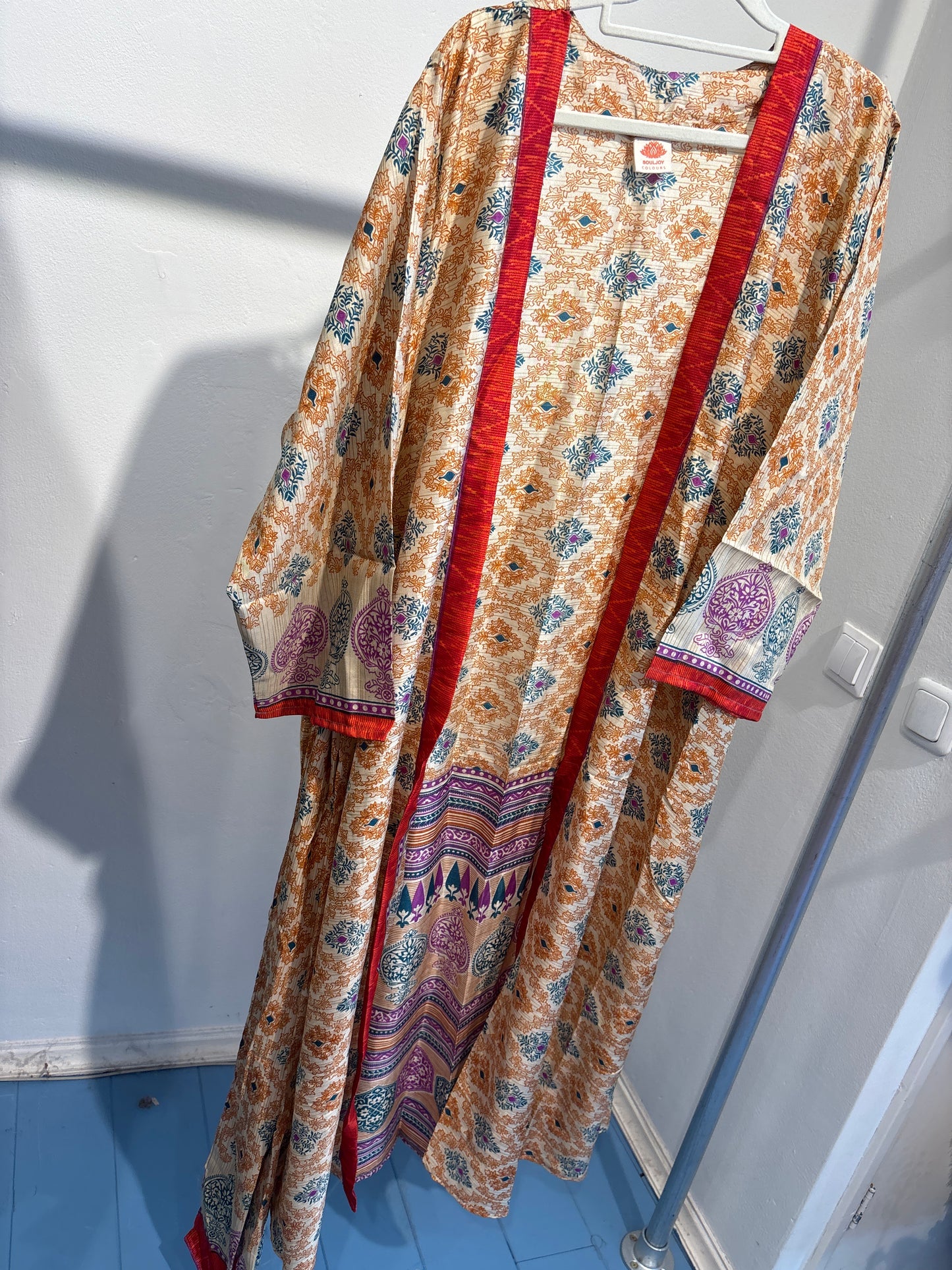 Recycled silk kimono lang